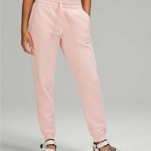 Lululemon Scuba High-Rise Jogger *Fleece 28" Pink Mist Size 6